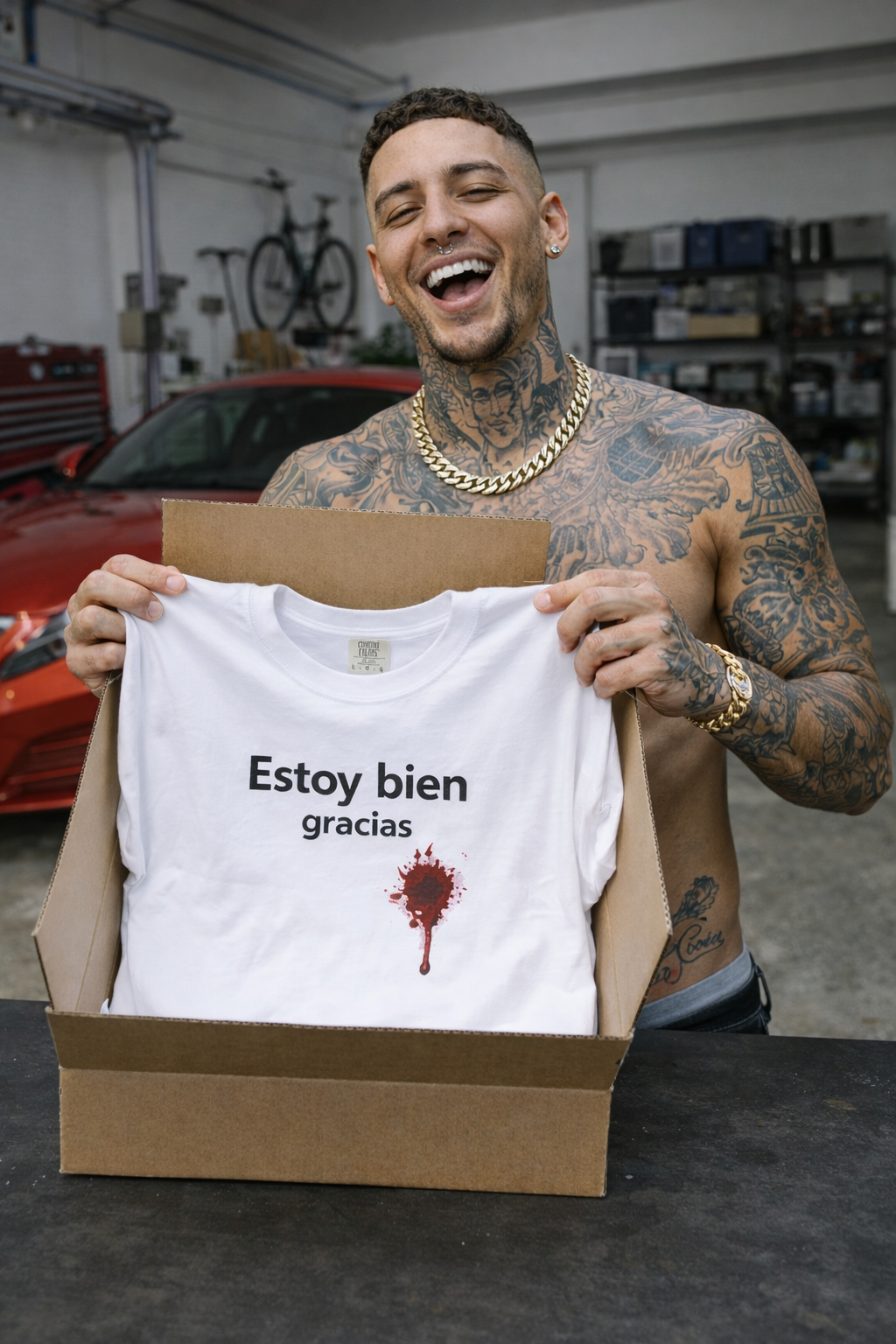 Estoy bien gracias T-Shirt — Dark Humor Spanish Phrase Tee with Blood Splatter